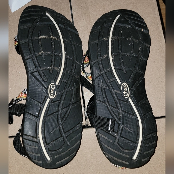 CHACO Pizza print sandals, women’s 10. - Picture 10 of 10